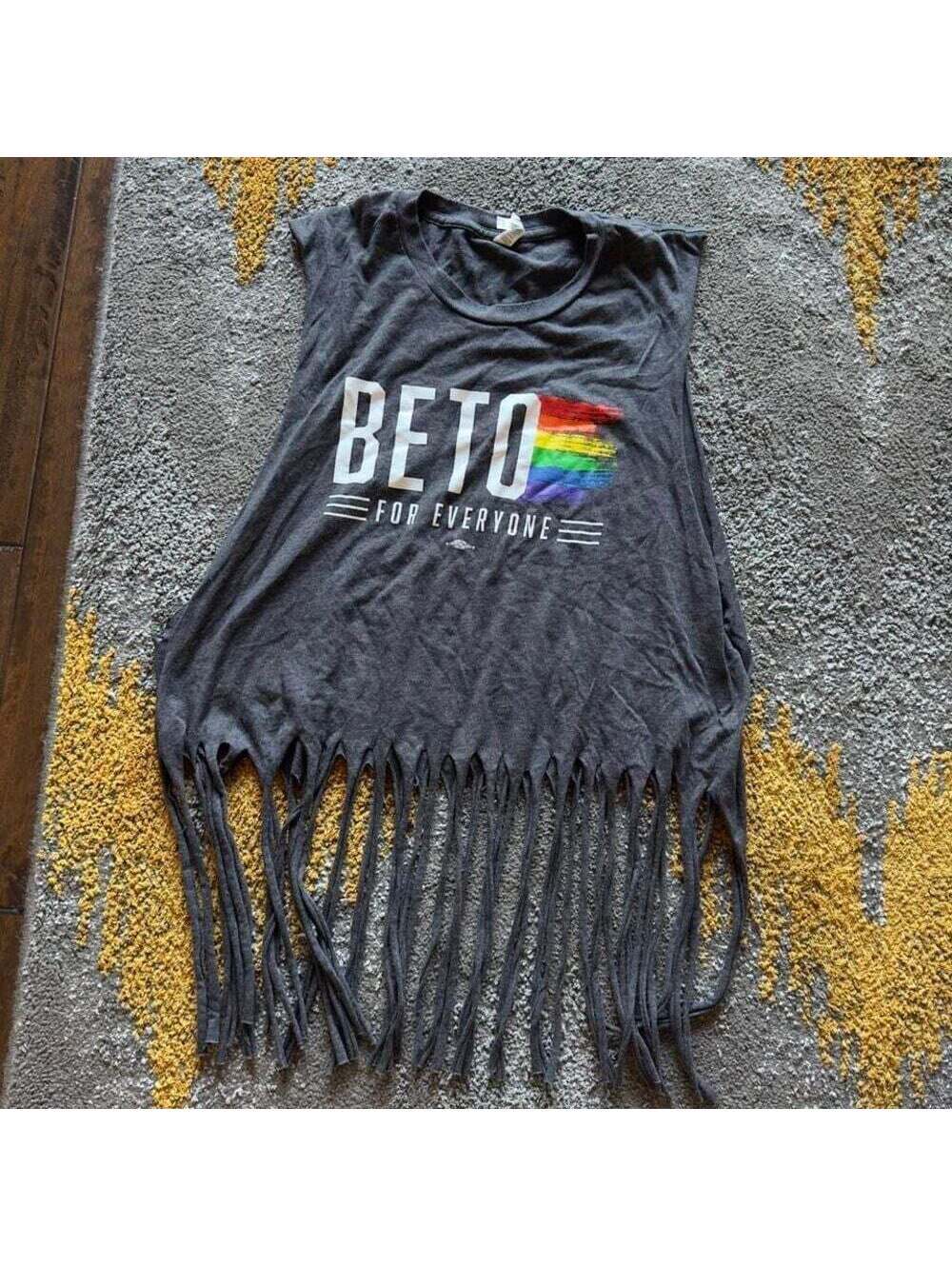 BETO for Everyone grey crop top with fringe